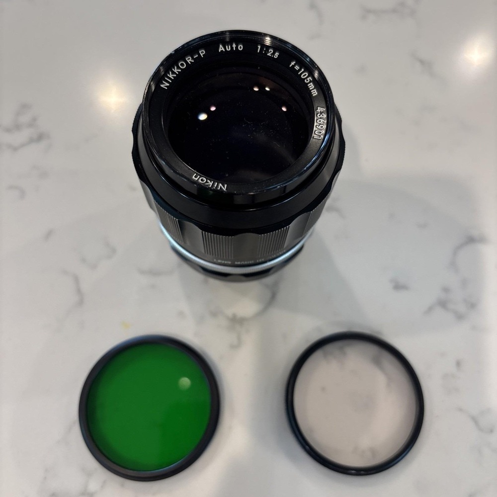 VTG Nikon Nikkor-P Camera Lens 436902 Auto 1:2.5 105mm + 2 Lenses Bundle EUC‎